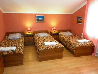 Гостевой дом Ариетта Адлер Стандарт трехместный-5